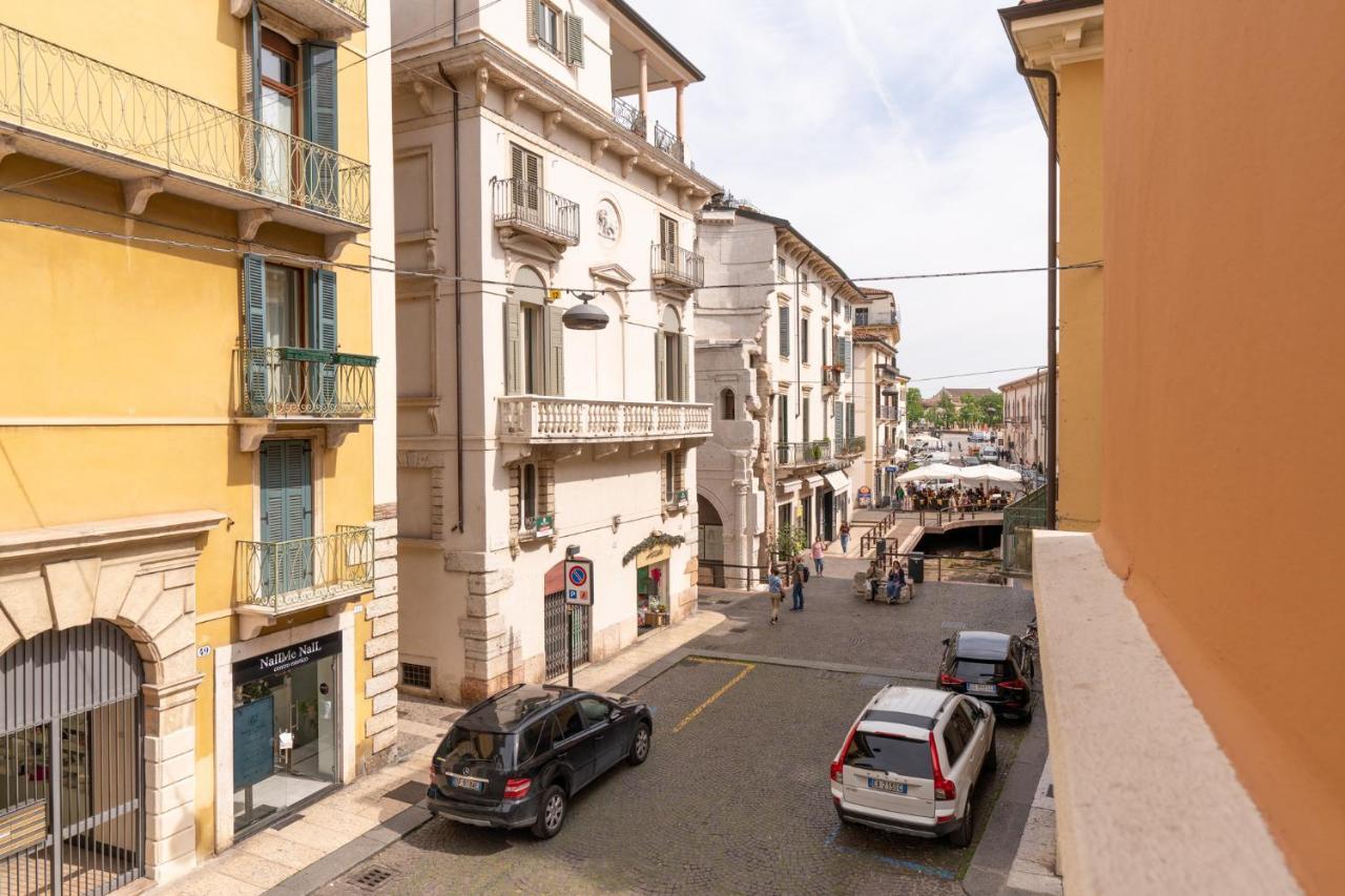 Domus Verona - Elegante Residenza Con Affaccio Su Porta Leoni Exterior foto