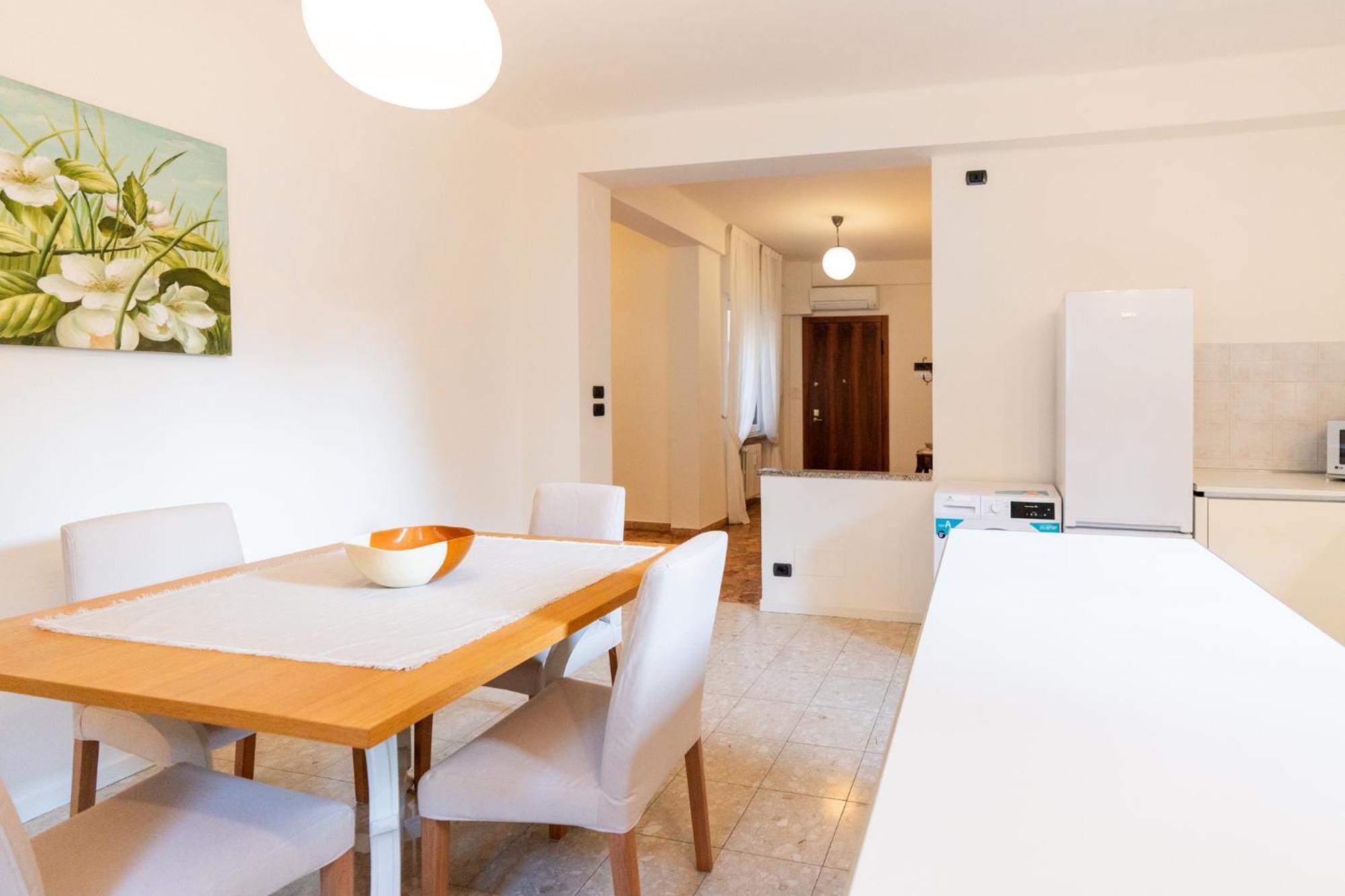 Domus Verona - Elegante Residenza Con Affaccio Su Porta Leoni Quarto foto