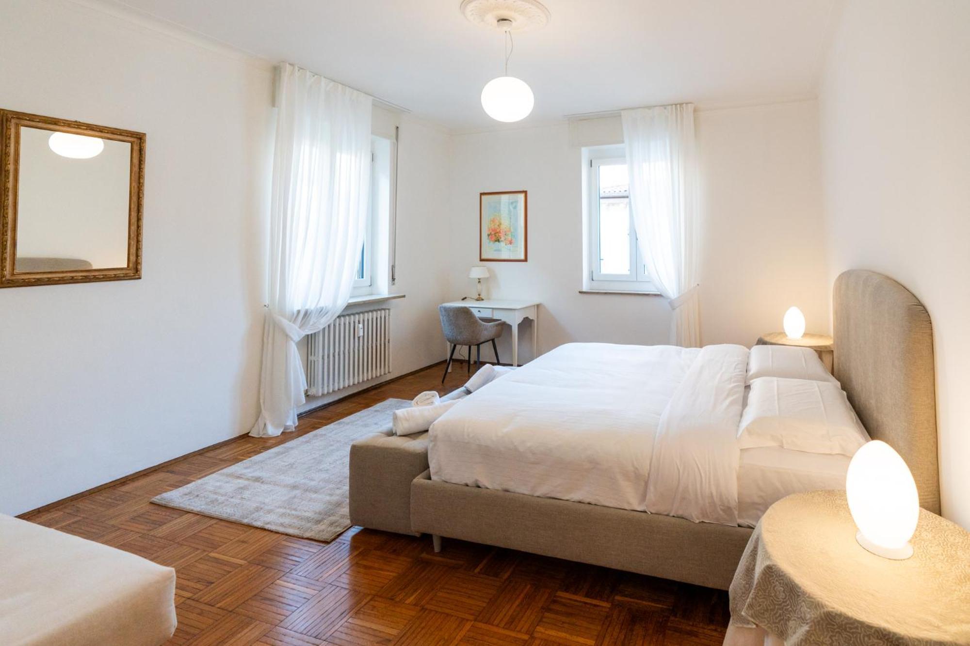 Domus Verona - Elegante Residenza Con Affaccio Su Porta Leoni Quarto foto